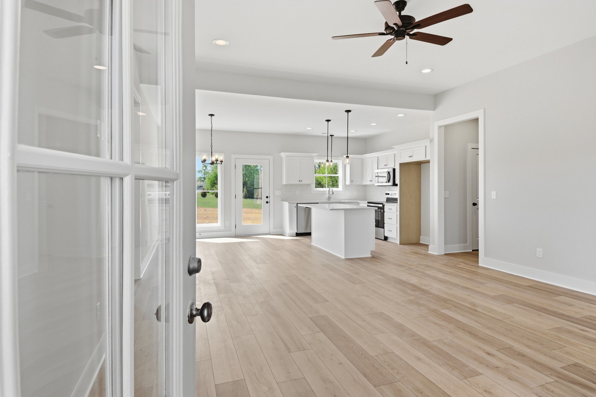 4359 Bybee Branch Road McMinnville, TN 37110 - Photo 4 of 25