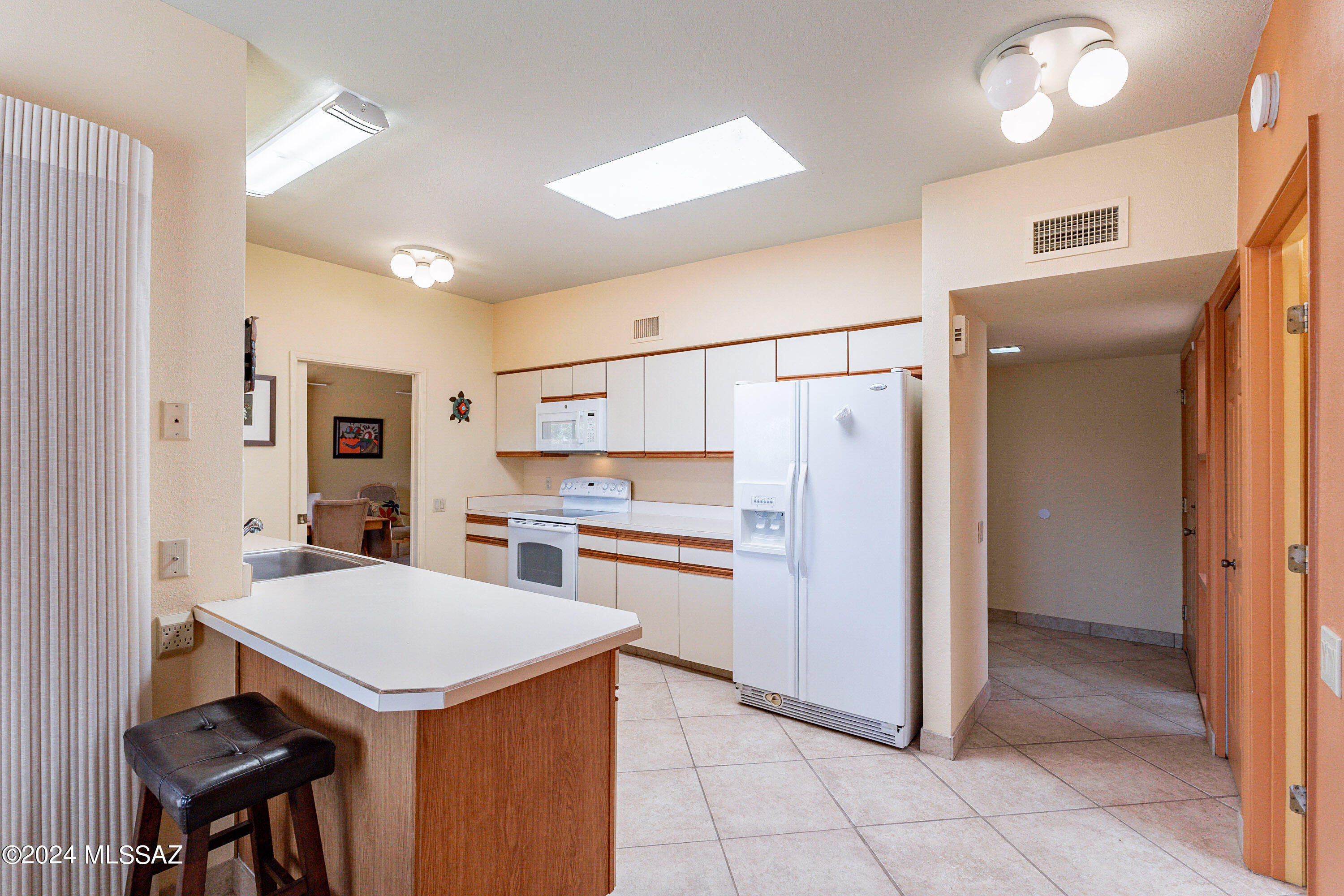 737 West Rio-Altar Green Valley, AZ 85614 - Photo 21 of 35 Gallery Image 21