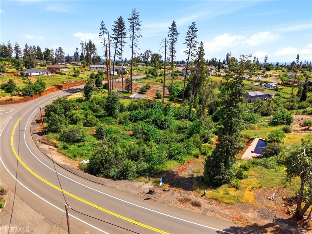 988 Pearson Road Paradise, CA 95969 - Photo 3 of 13 a view of a city