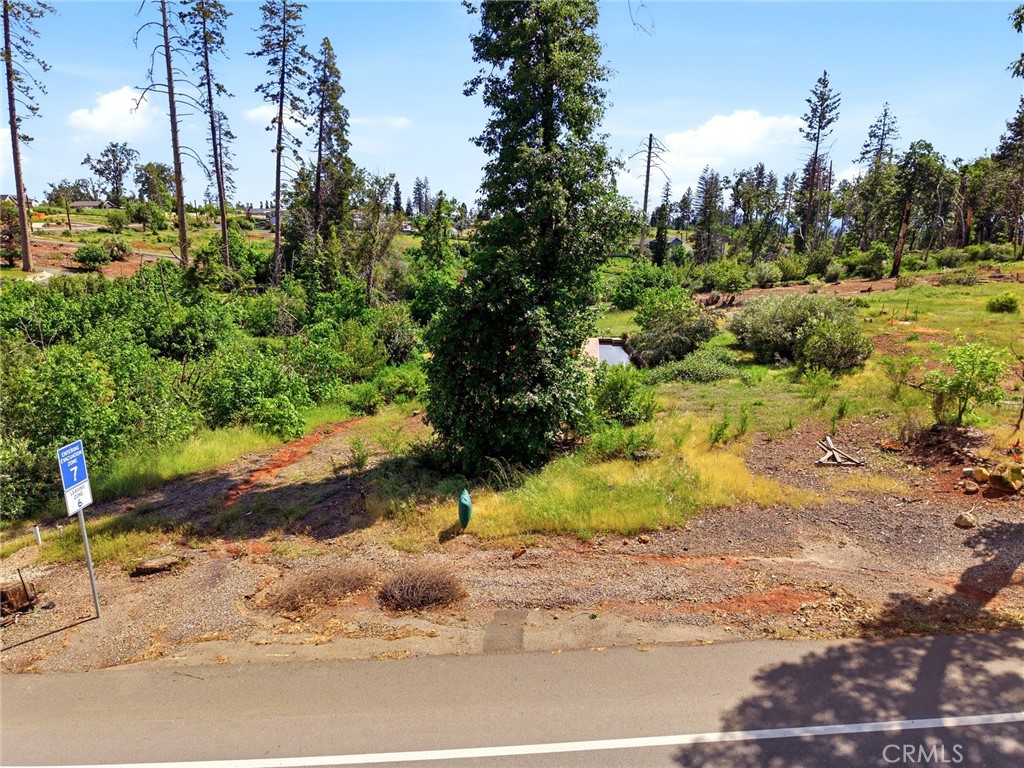 988 Pearson Road Paradise, CA 95969 - Photo 9 of 13 a view of a yard