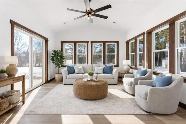 $574,900 | 1422 Creekwood Drive, New Richmond, WI 54017