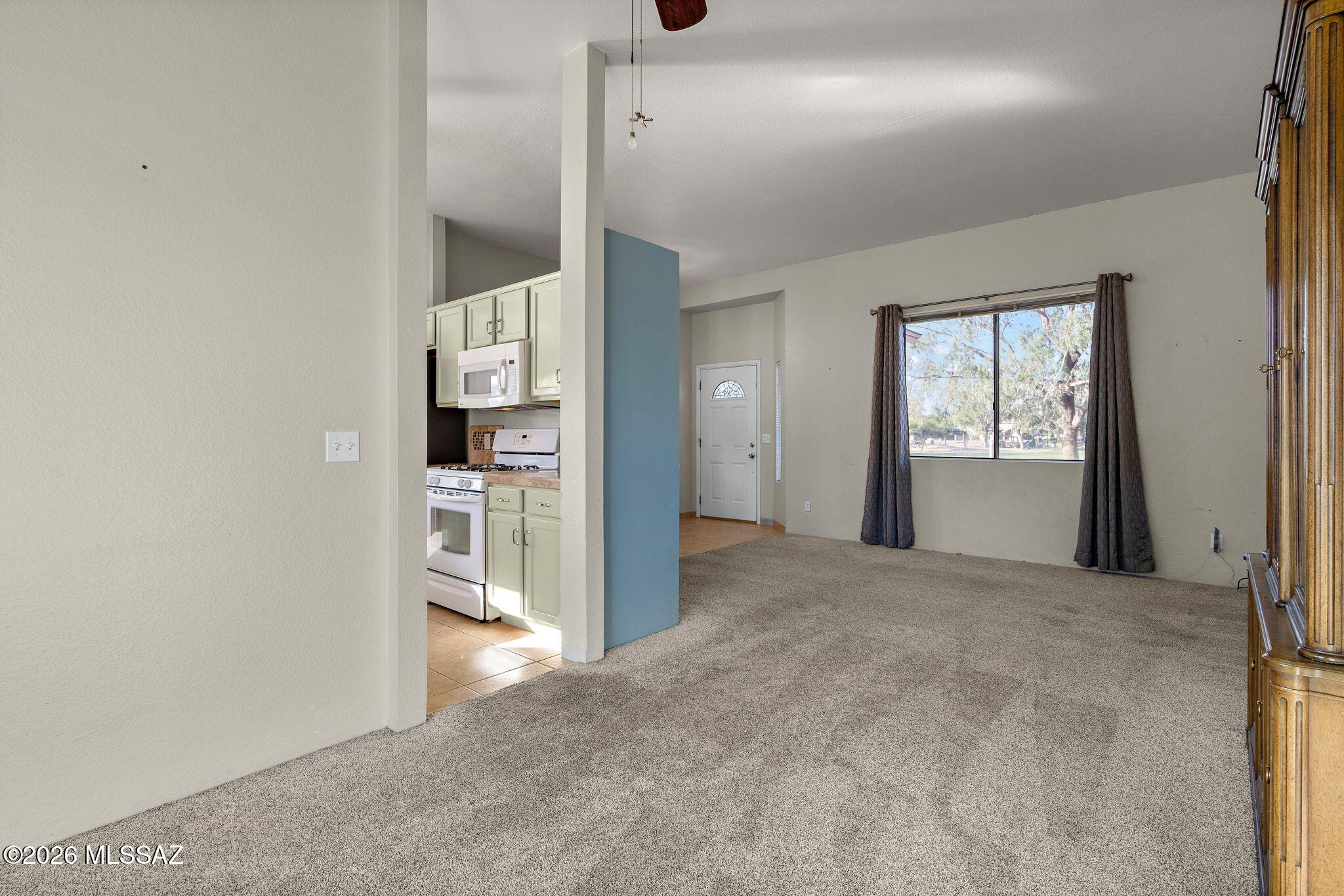 2663 West Fanbrook Road Tucson, AZ 85741 - Photo 17 of 36 Kitchen Entry