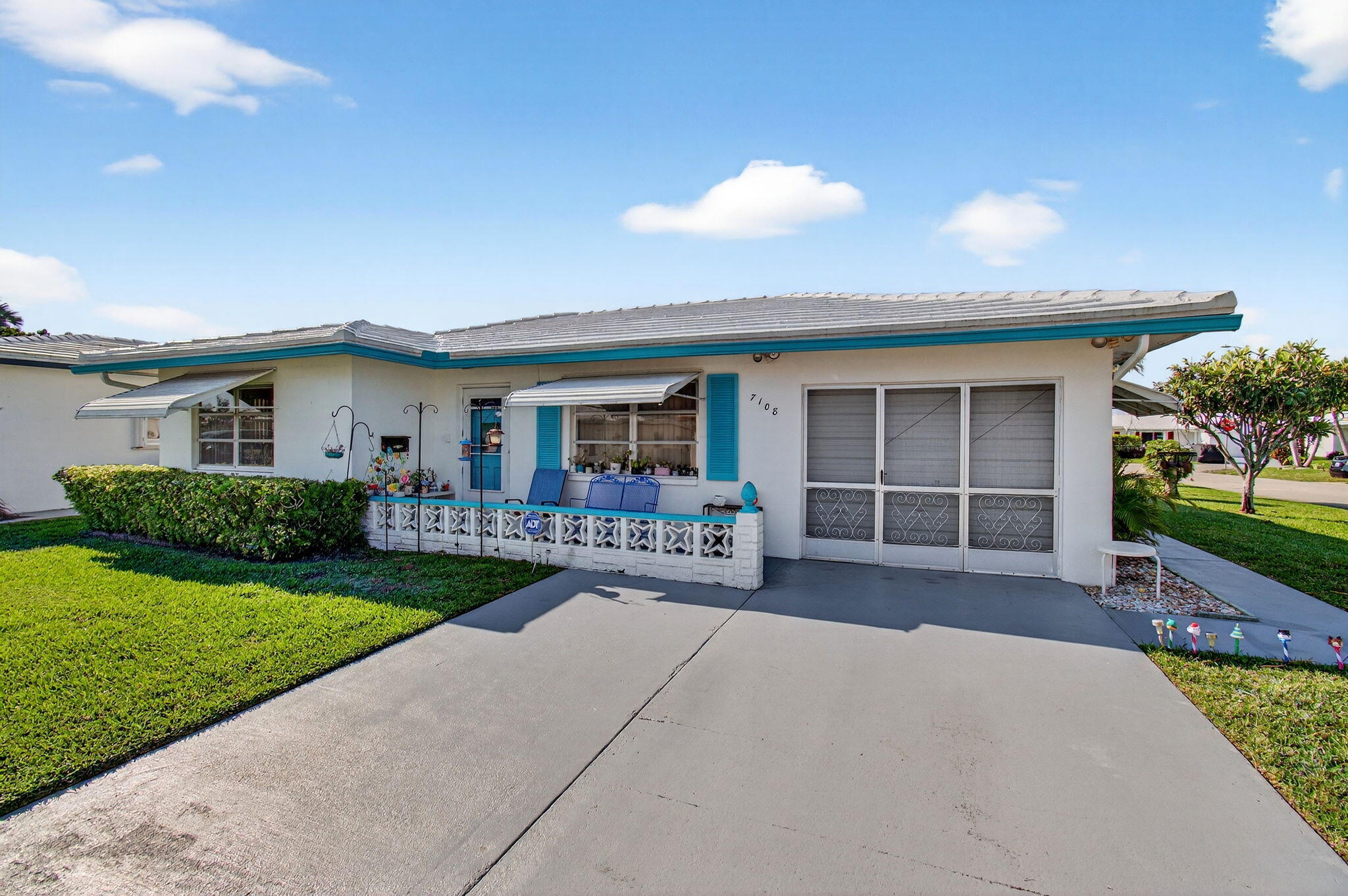 7108 Northwest 75th Street Tamarac, FL 33321 - Photo 5 of 90 3-web-or-mls-DSC_8646