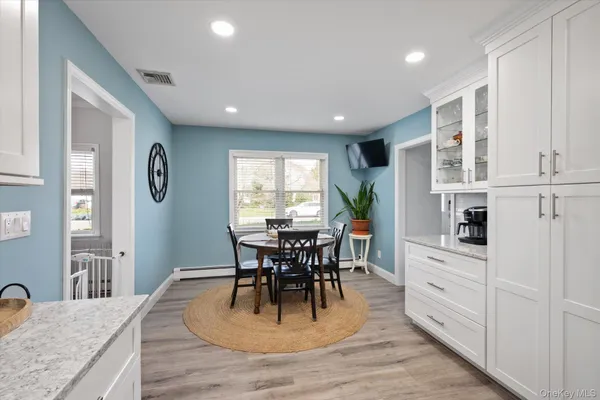 $675,000 | 5 Orchard Road, East Patchogue, NY 11772