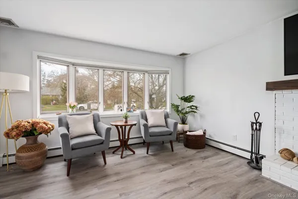 $675,000 | 5 Orchard Road, East Patchogue, NY 11772