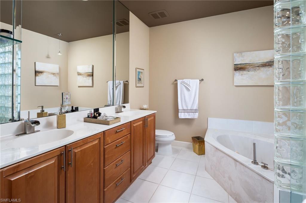 450 10th Avenue South Naples, FL 34102 - Photo 17 of 40