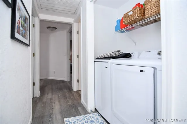 $525,000 | 30946 Redbud Lane, Rocky Mount, MO 65072