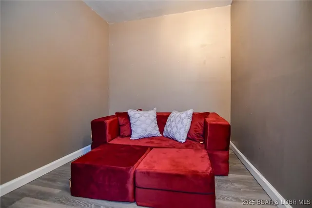 $525,000 | 30946 Redbud Lane, Rocky Mount, MO 65072