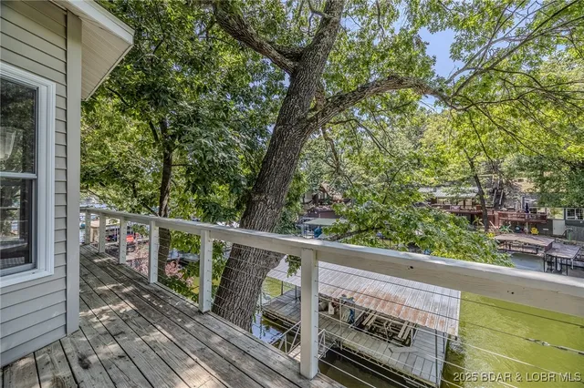 $525,000 | 30946 Redbud Lane, Rocky Mount, MO 65072