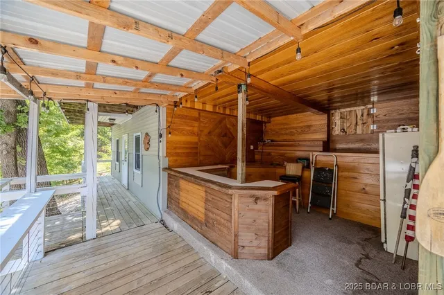 $525,000 | 30946 Redbud Lane, Rocky Mount, MO 65072