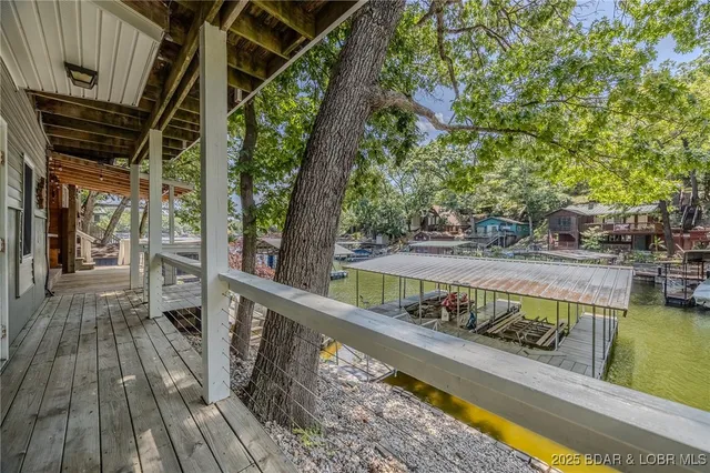 $525,000 | 30946 Redbud Lane, Rocky Mount, MO 65072