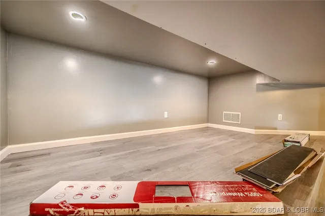 $525,000 | 30946 Redbud Lane, Rocky Mount, MO 65072