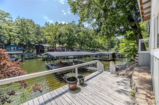 $525,000 | 30946 Redbud Lane, Rocky Mount, MO 65072