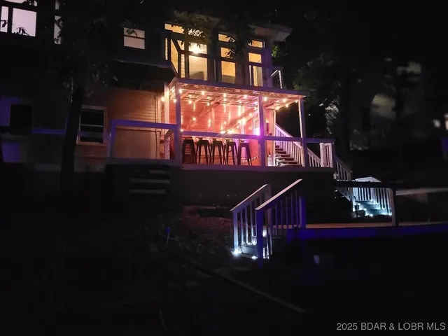 $525,000 | 30946 Redbud Lane, Rocky Mount, MO 65072