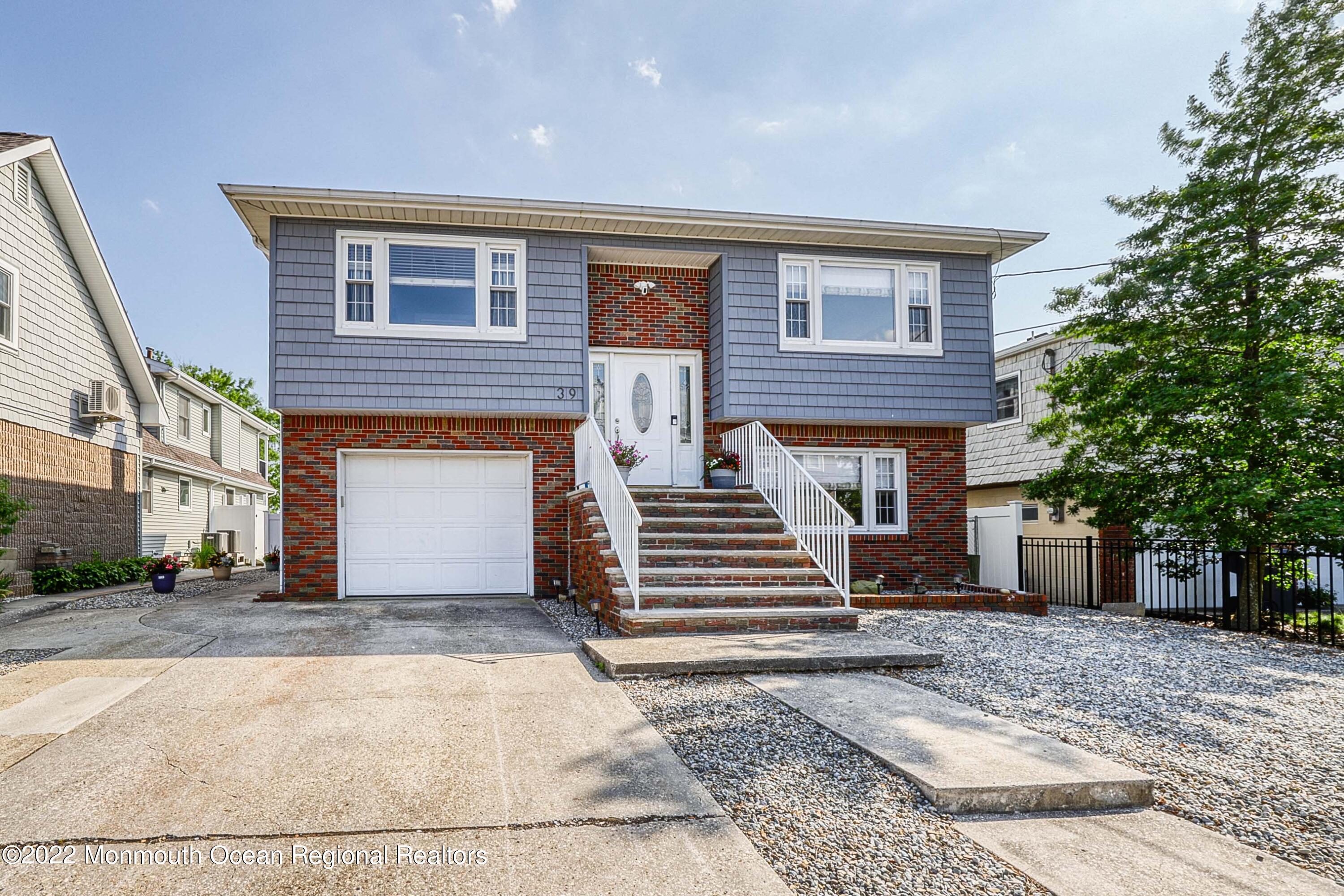 39 Green Island Road Toms River, NJ 08753 - Photo 1 of 33 FRONT 39 GREEN ISLAND 1