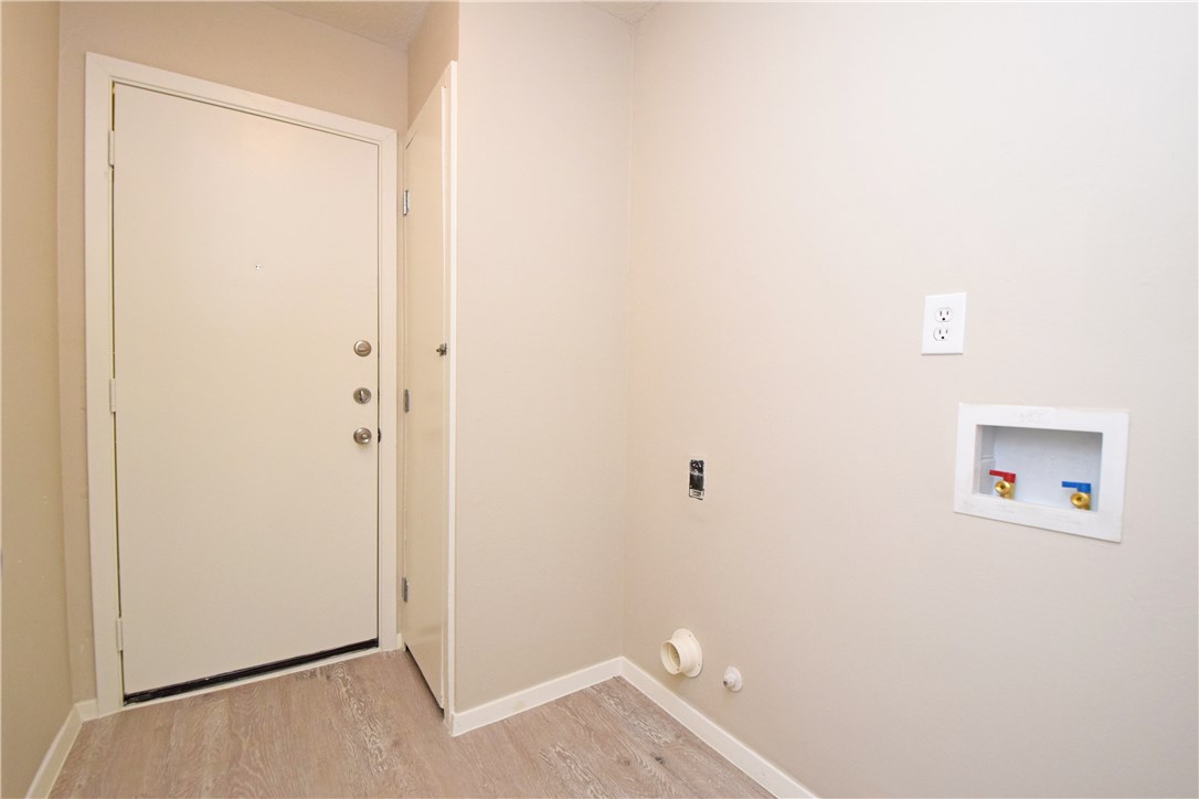 6400 Brookside Drive, Unit B Austin, TX 78723 - Photo 16 of 25 a view of a small space