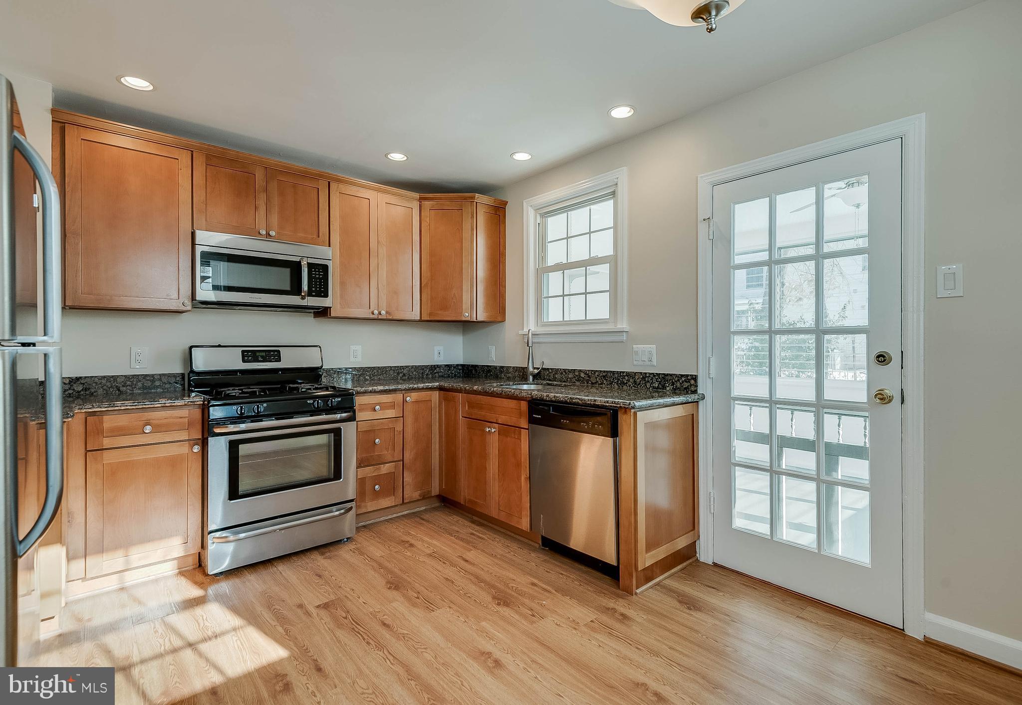 3223 Blundell Road Falls Church, VA 22042 - Photo 12 of 33