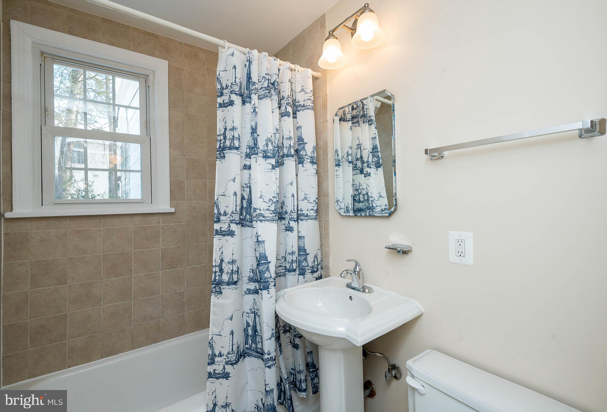 3223 Blundell Road Falls Church, VA 22042 - Photo 21 of 33