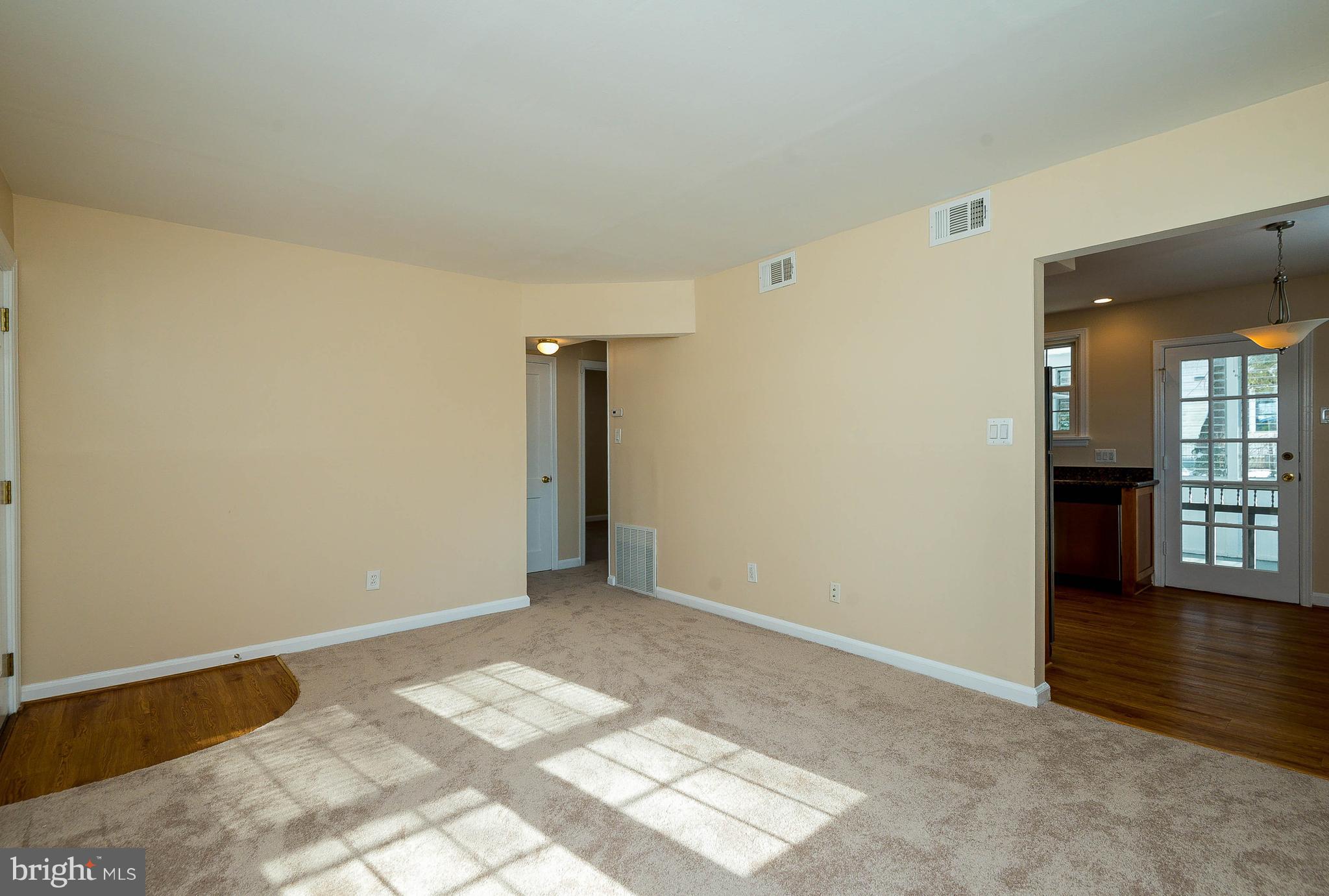 3223 Blundell Road Falls Church, VA 22042 - Photo 4 of 33
