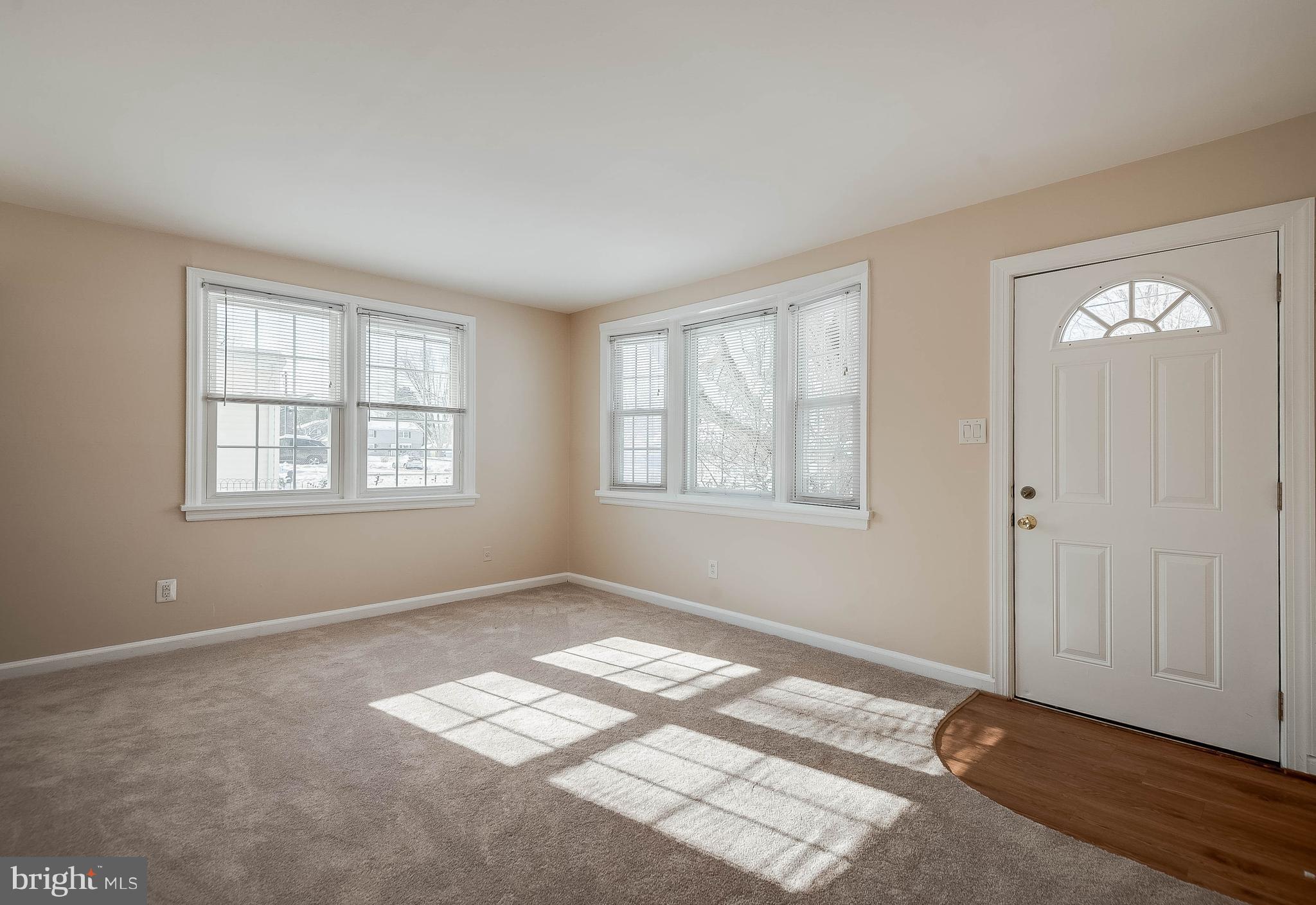 3223 Blundell Road Falls Church, VA 22042 - Photo 6 of 33