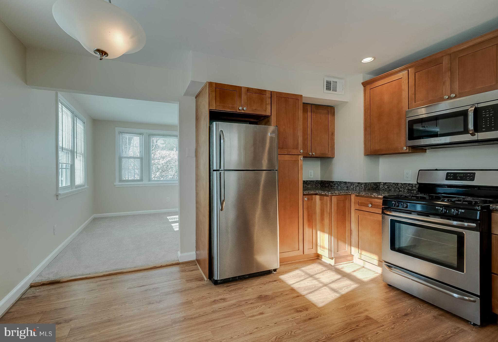 3223 Blundell Road Falls Church, VA 22042 - Photo 10 of 33