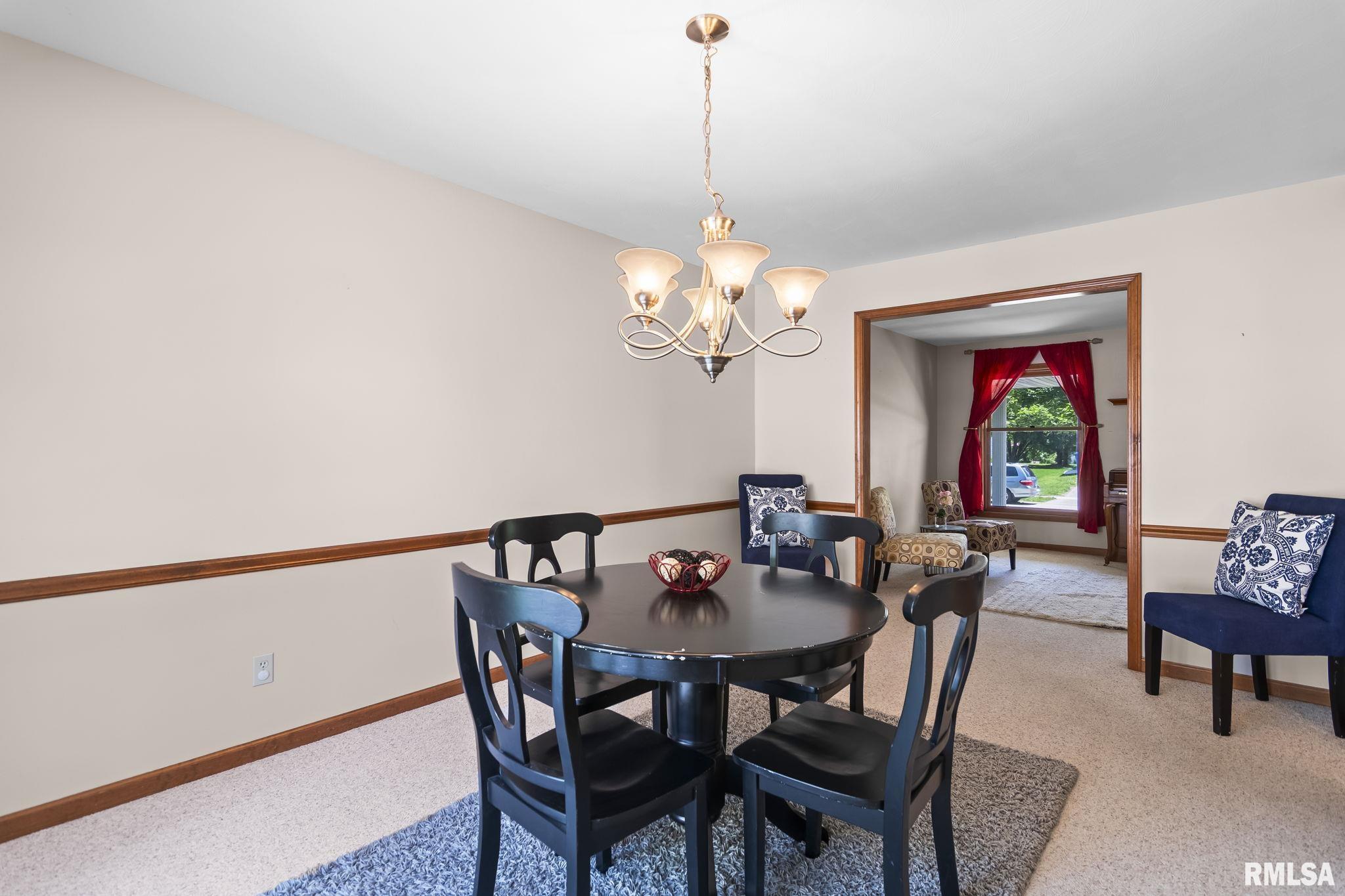 2529 Wydown Avenue Springfield, IL 62704 - Photo 7 of 52