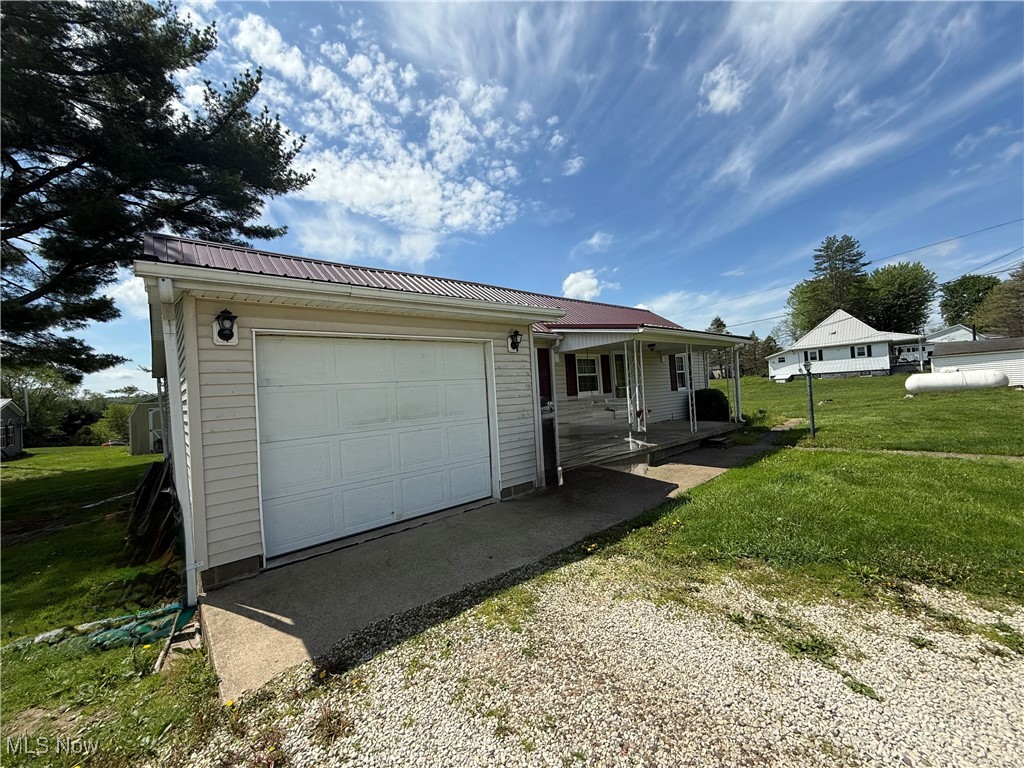 13614 Walhonding Road Senecaville, OH 43780 - Photo 3 of 22 Gallery Image 3