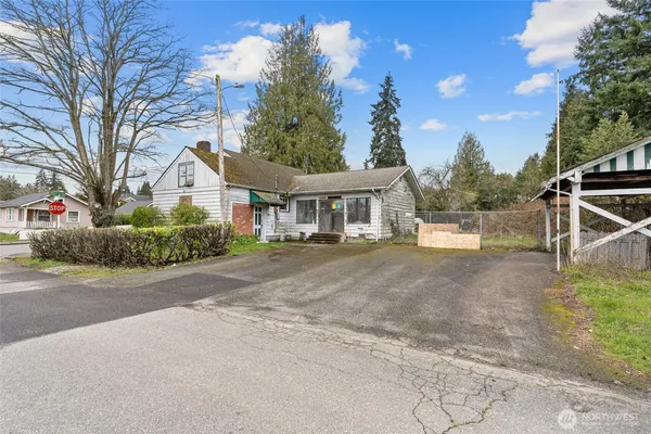 $455,000 | 1405 75th Street Southeast, Everett, WA 98203