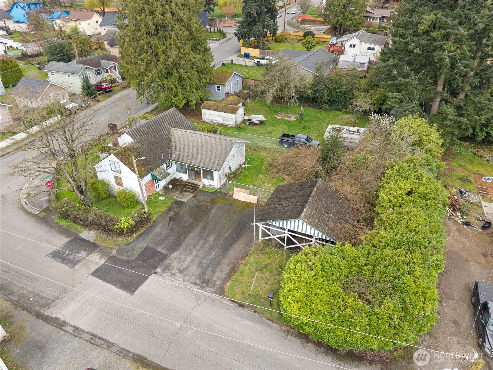 1405 75th Street Southeast Everett, WA 98203 - Photo 7 of 32