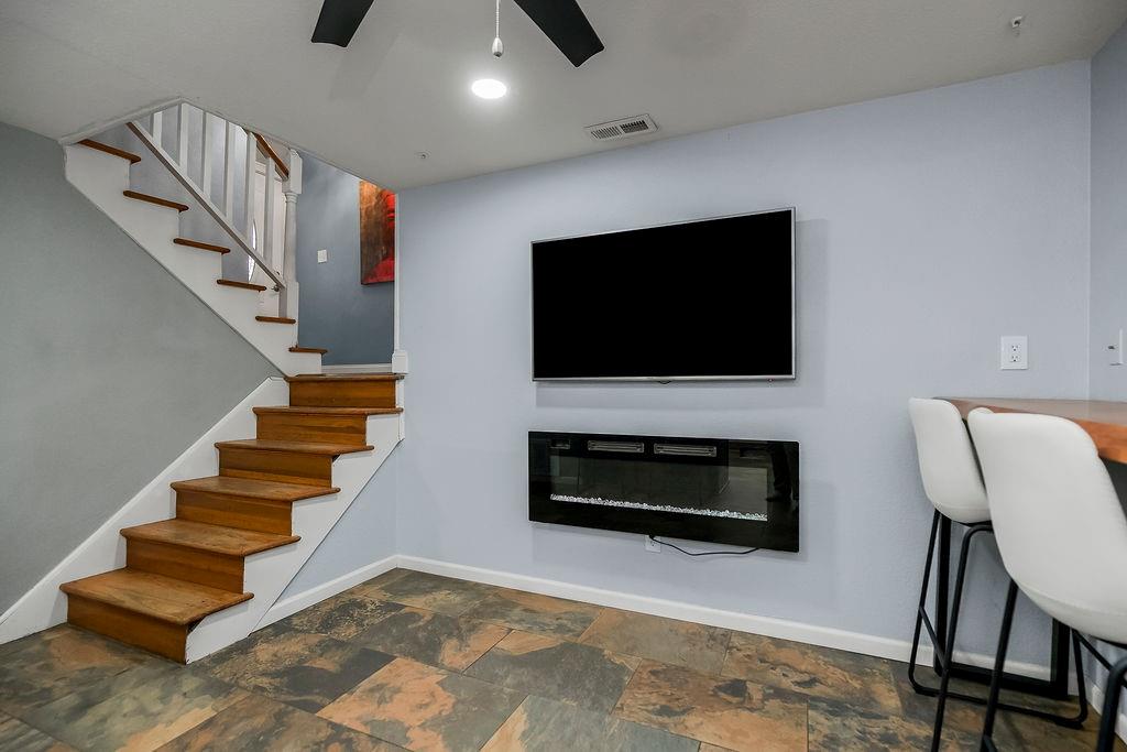 611 North Aztec Place Independence, MO 64056 - Photo 8 of 33