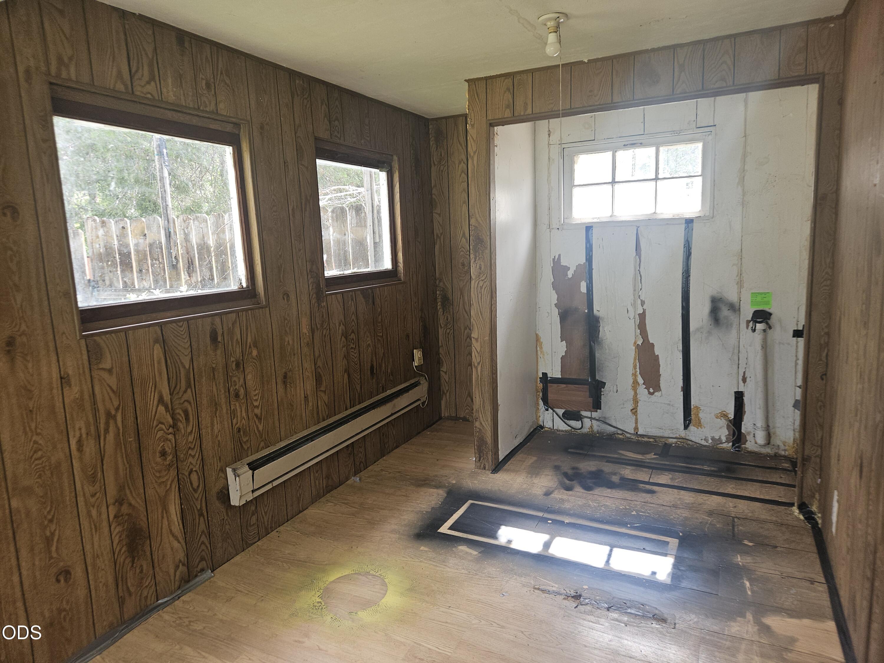 2062 Lampman Road Gold Hill, OR 97525 - Photo 20 of 22