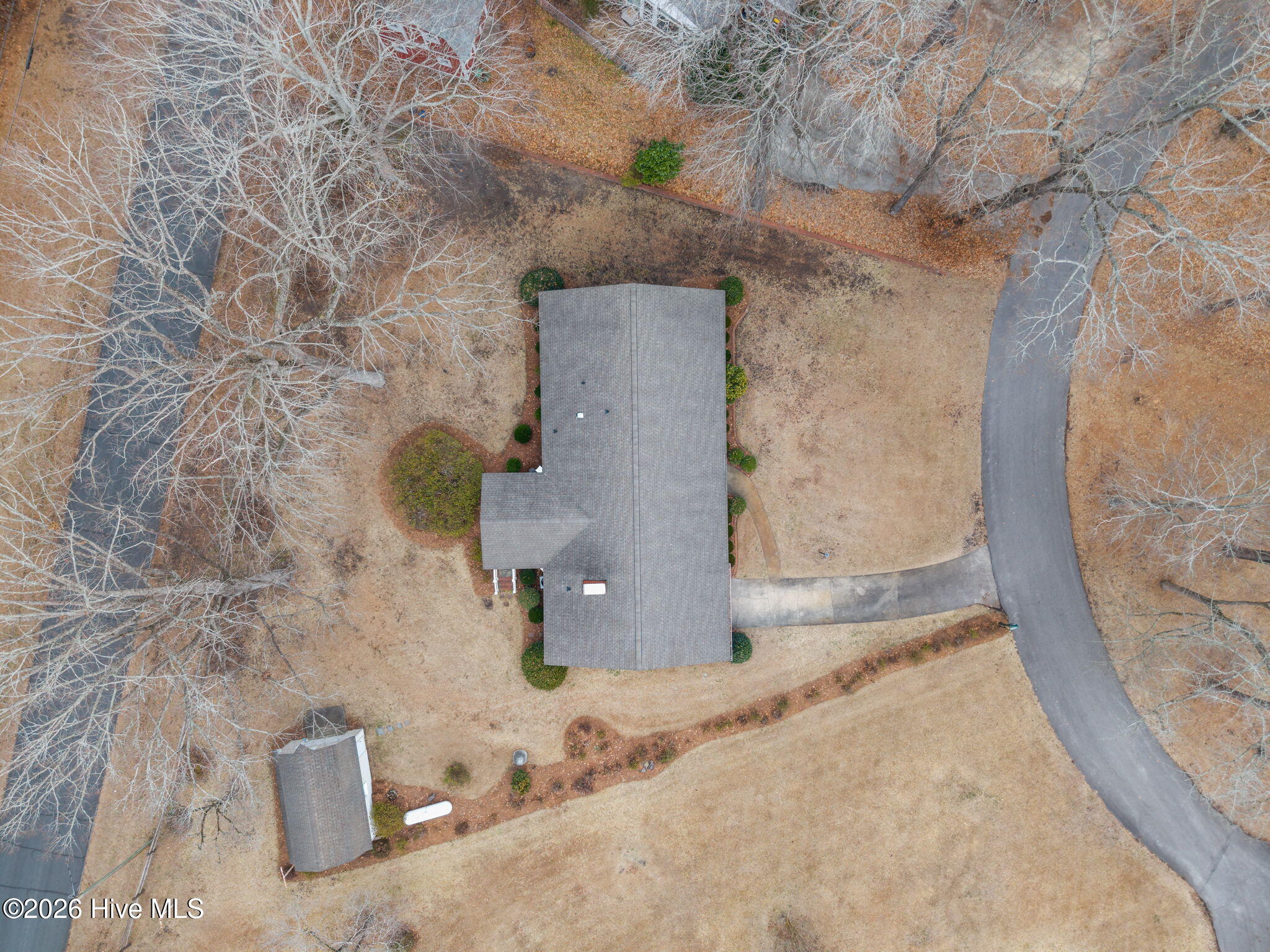 107 Ridgewood Circle Washington, NC 27889 - Photo 10 of 43 12-web-or-mls-DJI_20260217110942_0070_D