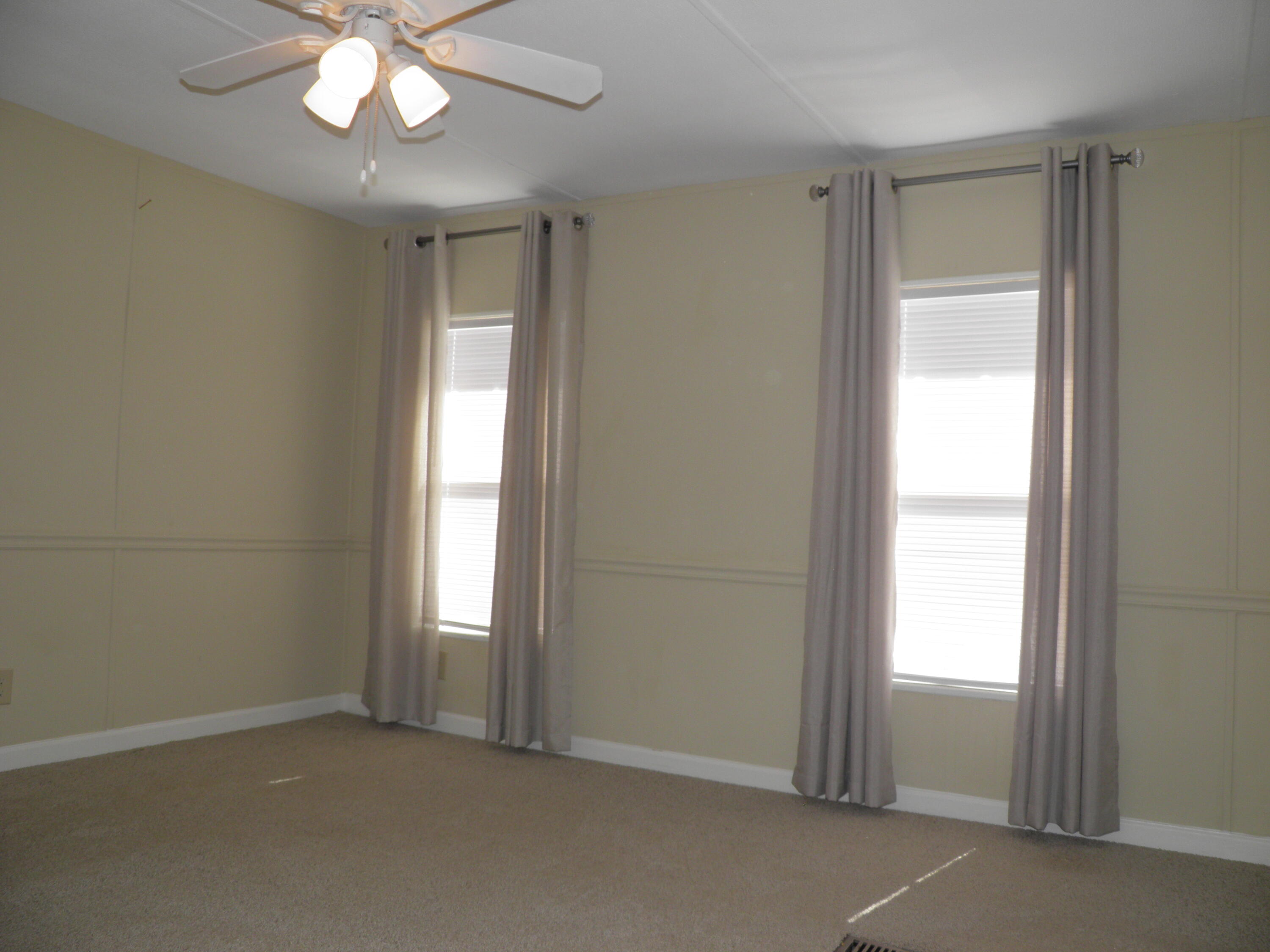 810 Gibson Road Fort Walton Beach, FL 32547 - Photo 17 of 35 Window Treatments