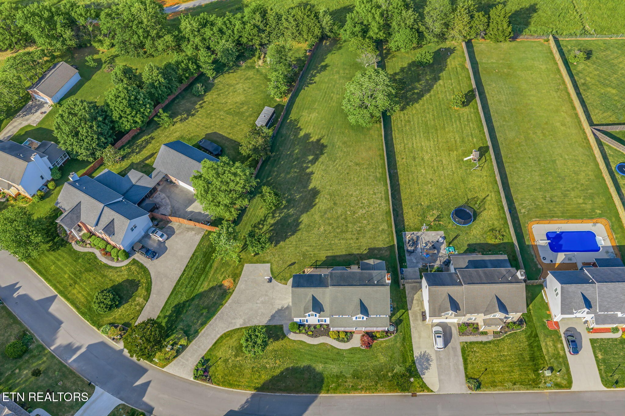 7030 Westerly Winds Road Knoxville, TN 37931 - Photo 5 of 40 a view of an outdoor space