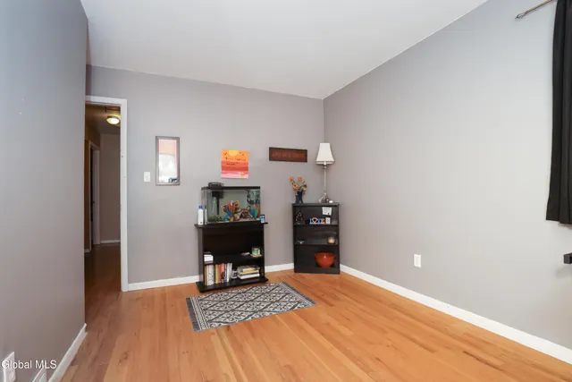 $499,900 | 957 West Pine Hill Drive, Guilderland, NY 12303