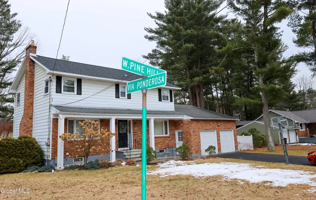 $499,900 | 957 West Pine Hill Drive, Guilderland, NY 12303