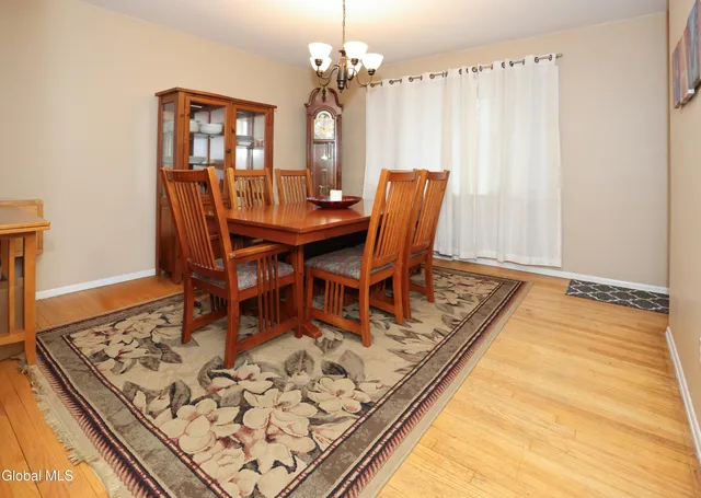 $499,900 | 957 West Pine Hill Drive, Guilderland, NY 12303