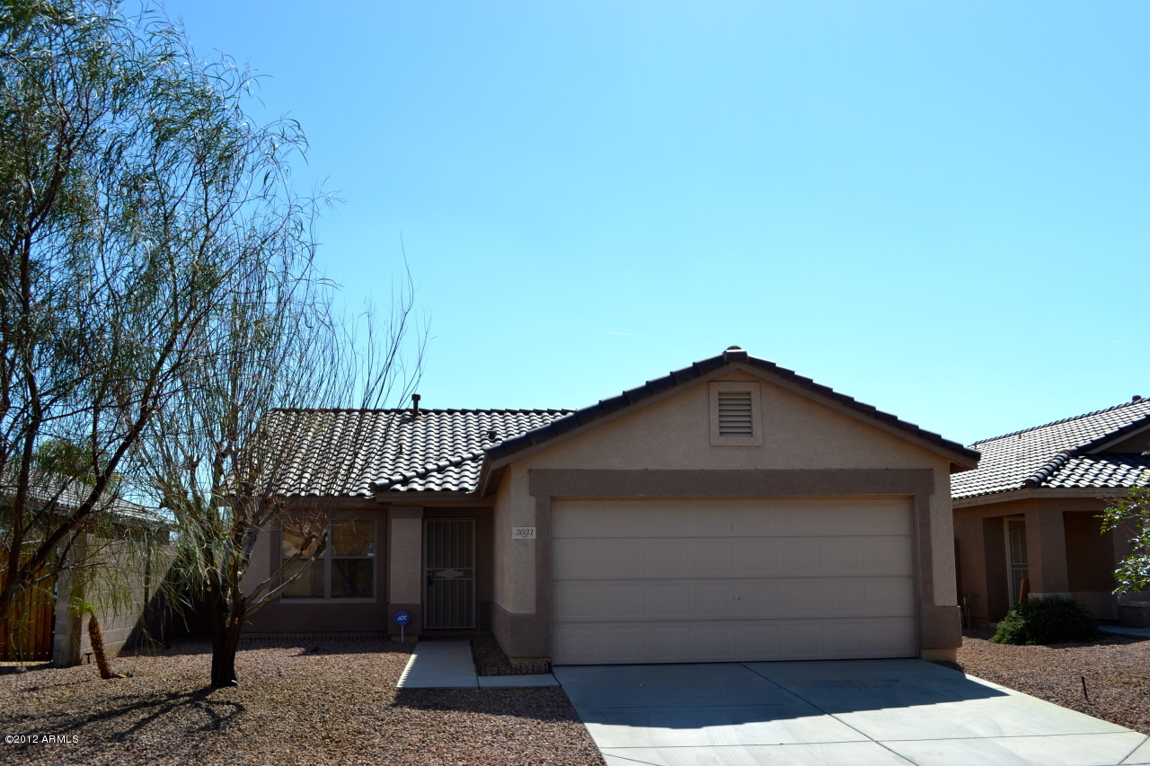3031 West Red Fox Road Phoenix, AZ 85083 - Photo 1 of 19 Front 1