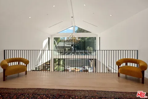 $16,195,000 | 10444 Charing Cross Road, Los Angeles, CA 90024