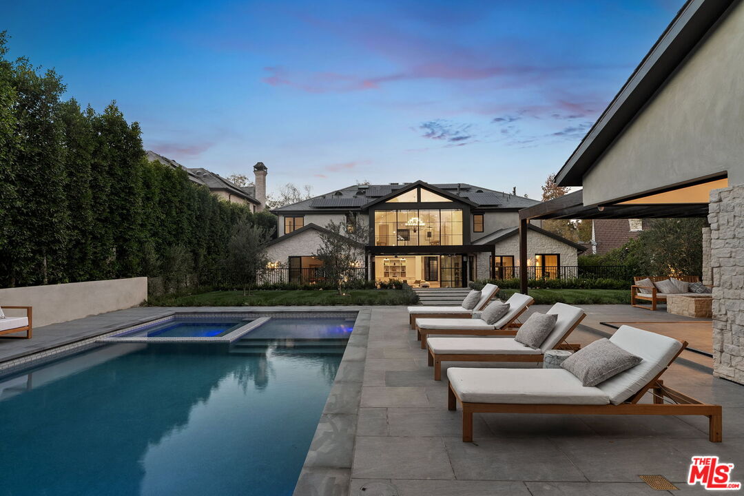 10444 Charing Cross Road Los Angeles, CA 90024 - Photo 73 of 74