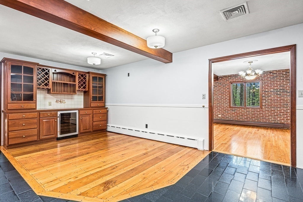 280 High Street Winchester, MA 01890 - Photo 11 of 40 Gallery Image 11