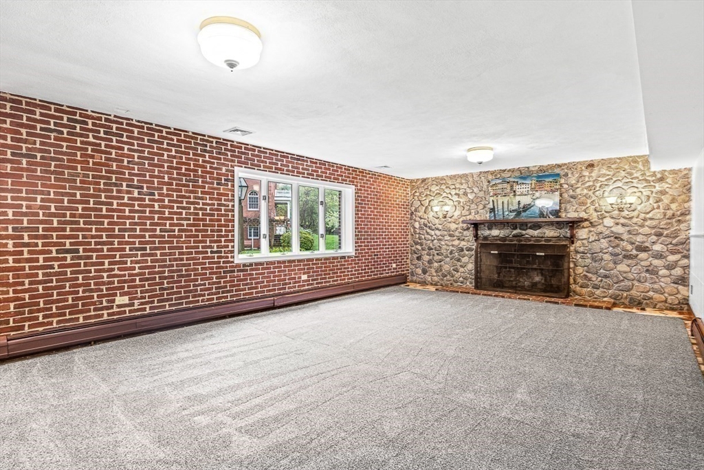 280 High Street Winchester, MA 01890 - Photo 20 of 40 Gallery Image 20