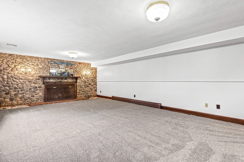 280 High Street Winchester, MA 01890 - Photo 21 of 40 Gallery Image 21