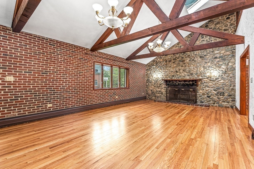 280 High Street Winchester, MA 01890 - Photo 3 of 40 Gallery Image 3