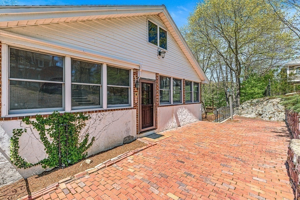 280 High Street Winchester, MA 01890 - Photo 35 of 40 Gallery Image 35