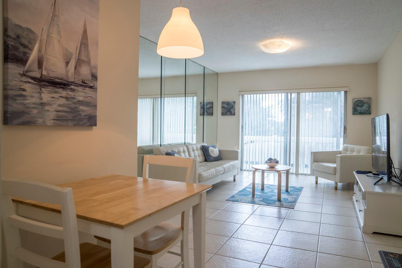 424 North Riverside Drive Pompano Beach, FL 33062 - Photo 7 of 24 Photo 7