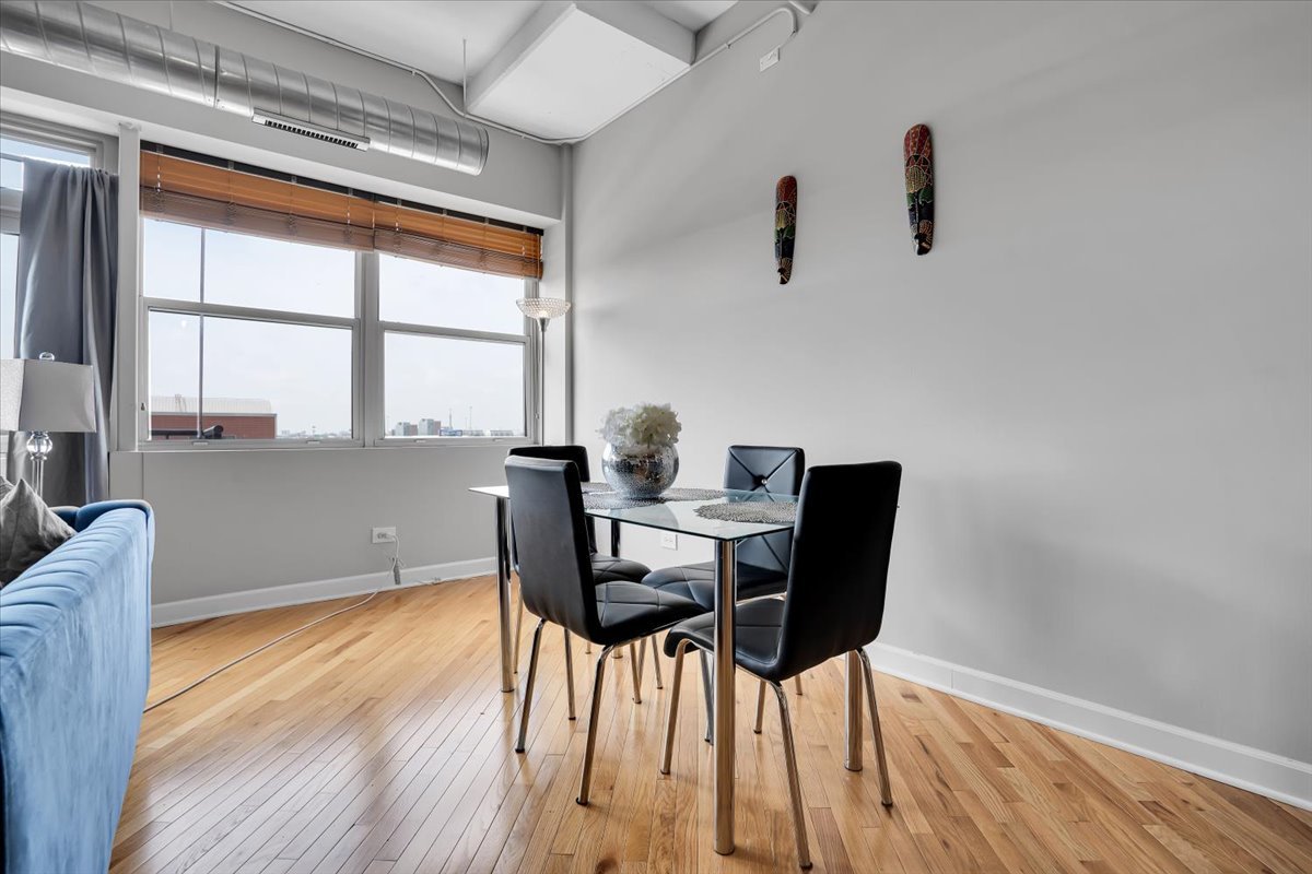 500 South Clinton Street, Unit 527 Chicago, IL 60607 - Photo 11 of 38 Gallery Image 11