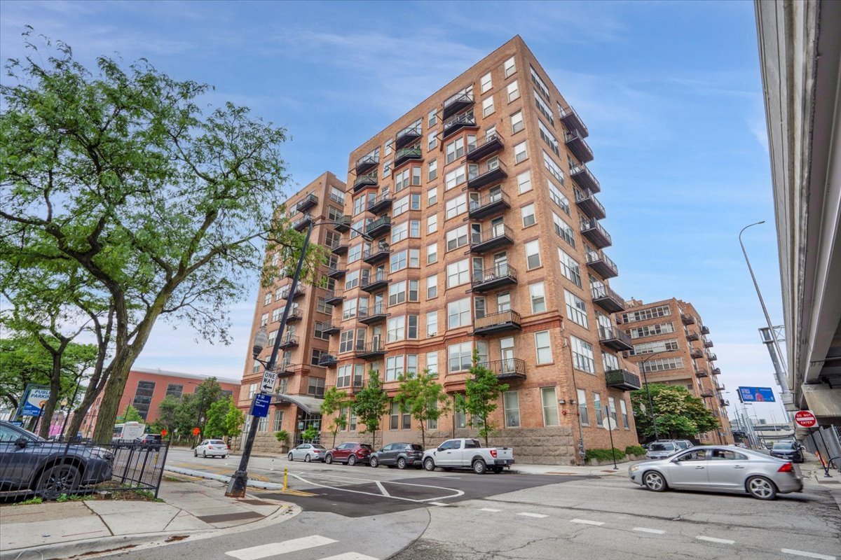 500 South Clinton Street, Unit 527 Chicago, IL 60607 - Photo 2 of 38 Gallery Image 2