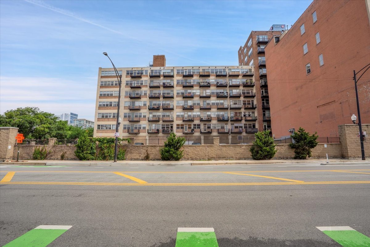 500 South Clinton Street, Unit 527 Chicago, IL 60607 - Photo 38 of 38 Gallery Image 38