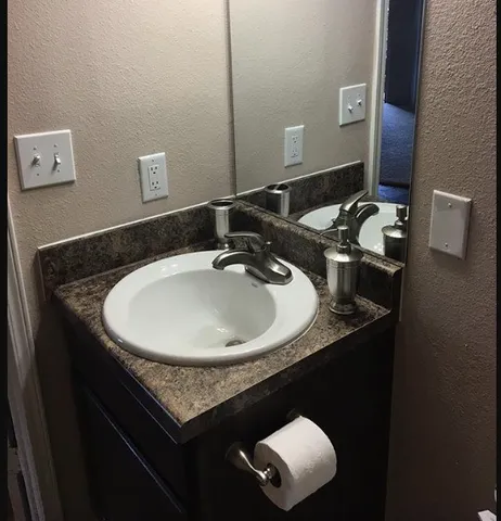 $1,380 | 1400 Eldorado Parkway, McKinney, TX 75069